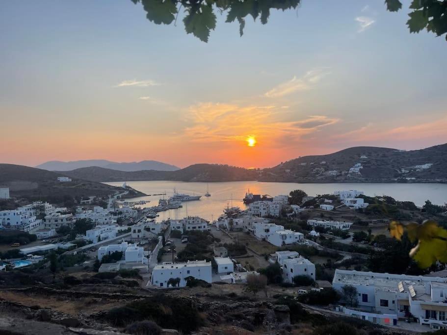 Villa Surplombant Le Port D'Ios, Cyclades Grecques Exterior photo