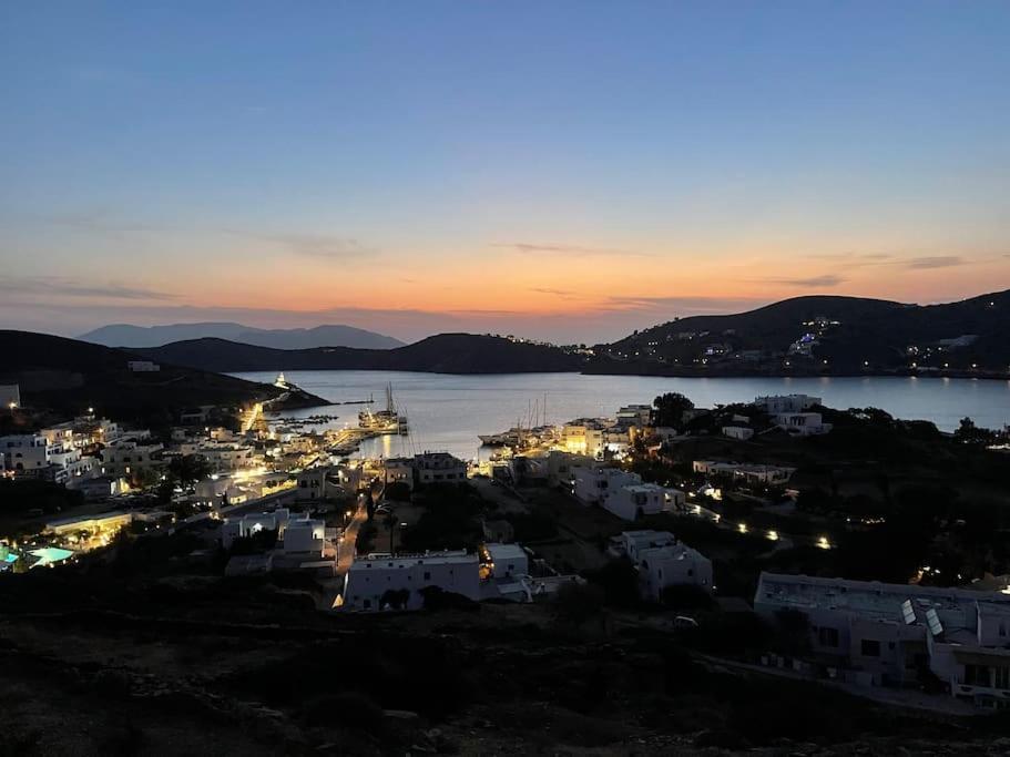 Villa Surplombant Le Port D'Ios, Cyclades Grecques Exterior photo